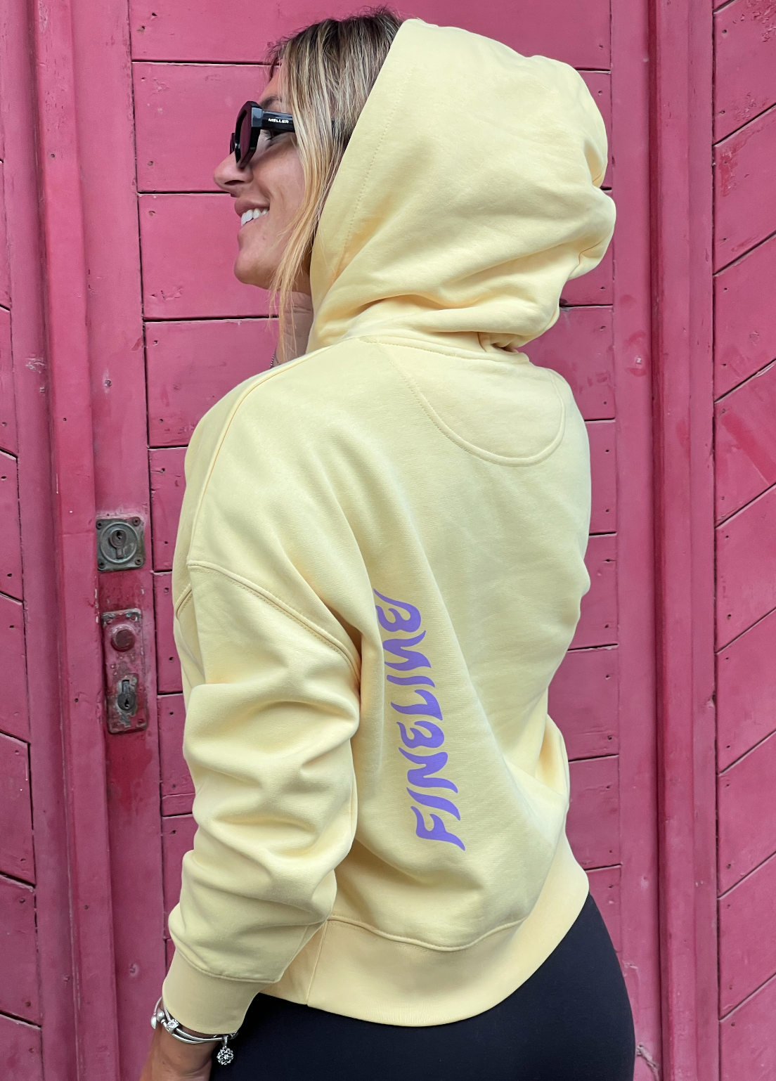 Sudadera Girl Essence